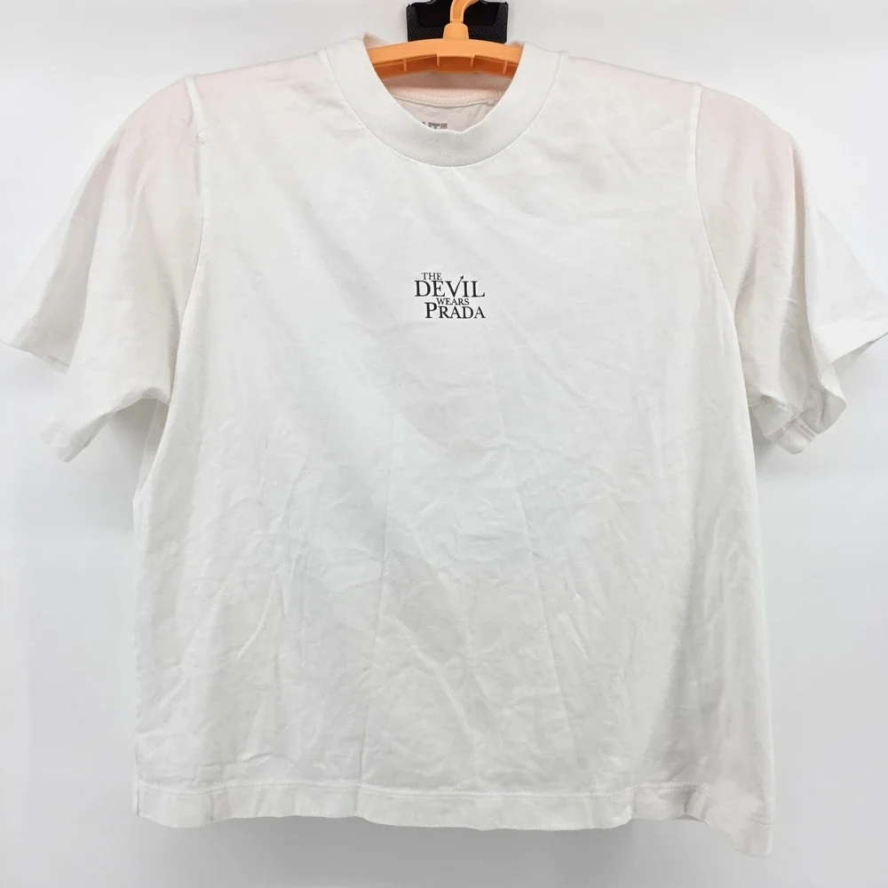 Uniqlo UT Devil Wears Prada Movie T-shirt Womans Sz Mediun White - Picture 2 of 8